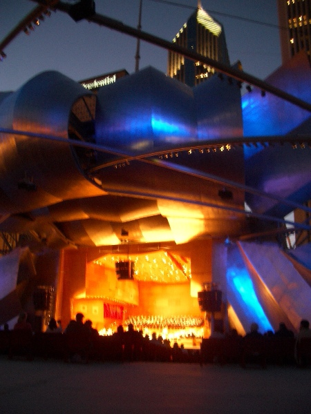 /images/2005/06/grantpark-pritzker.jpg